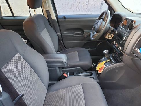 Used 2011 Jeep Patriot Sport image 2