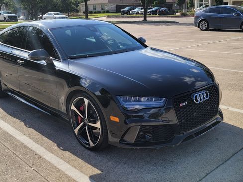 Used 2016 Audi RS 7 Prestige w/ Carbon-Optic Package image 4