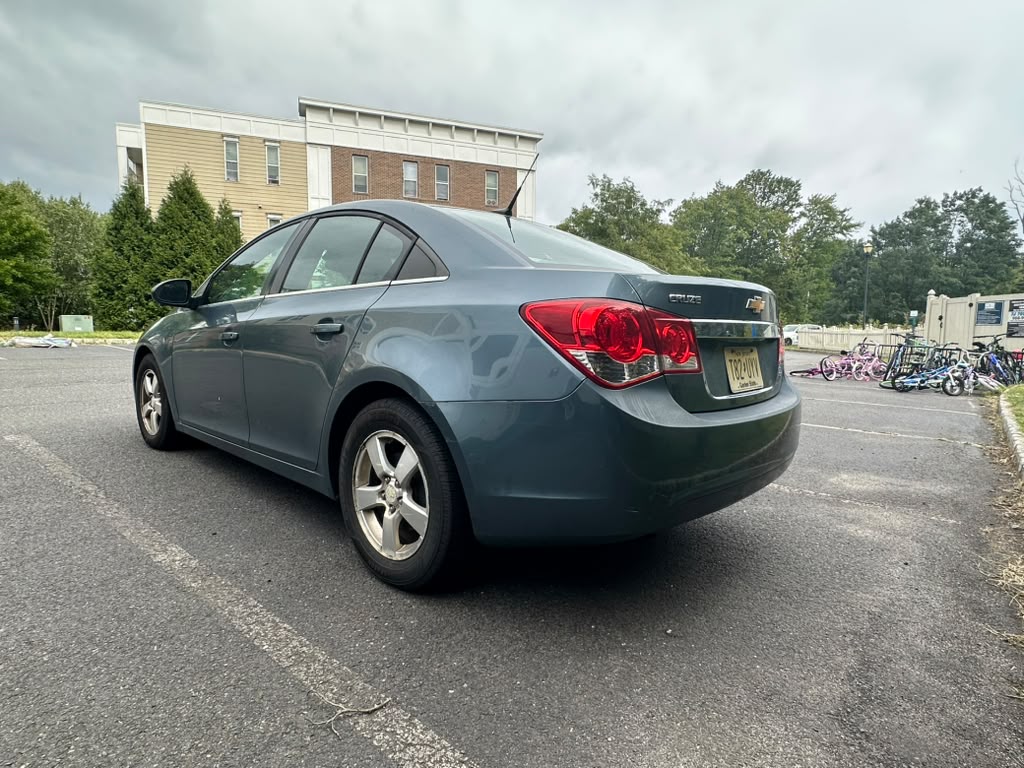 Used 2012 Chevrolet Cruze LT FWD image 16