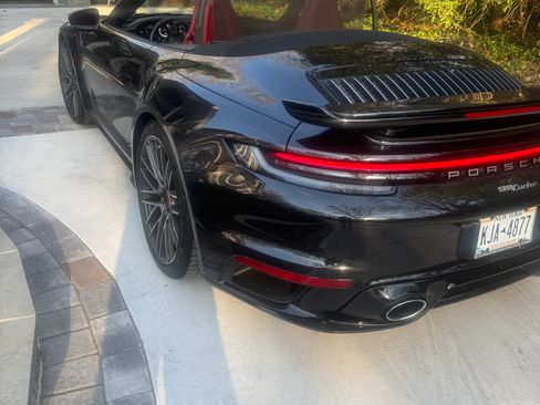 Used 2021 Porsche 911 Turbo image 9