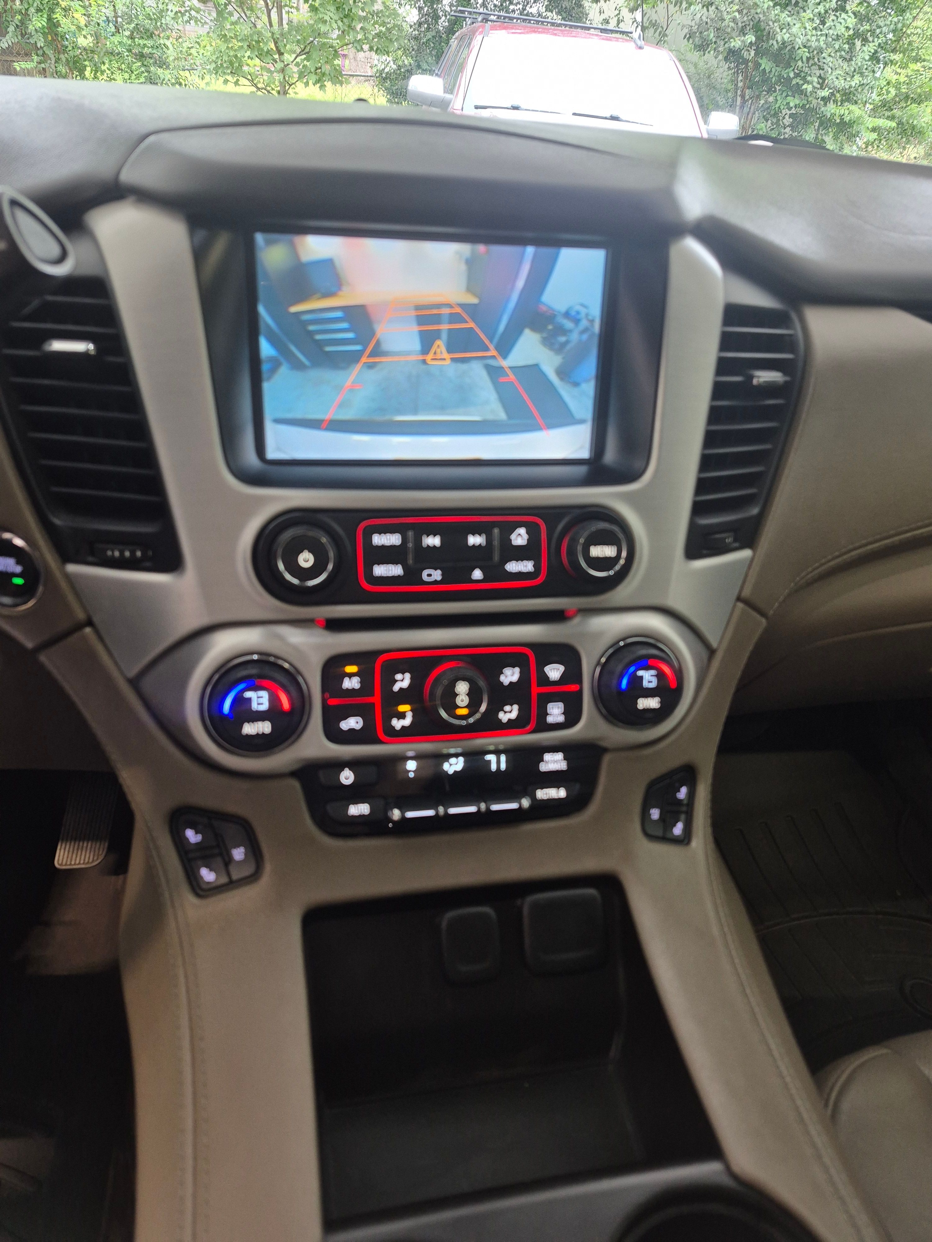 Used 2015 GMC Yukon SLT w/ Open Road Package RWD image 27