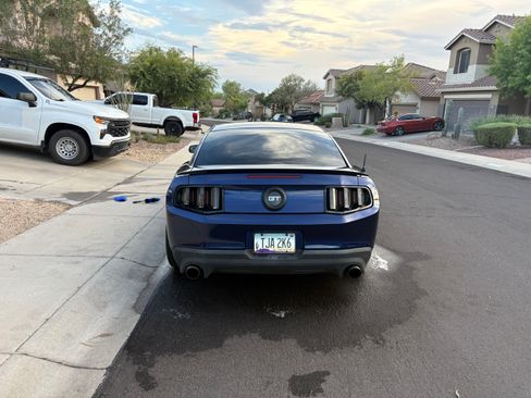 Used 2012 Ford Mustang GT RWD image 11