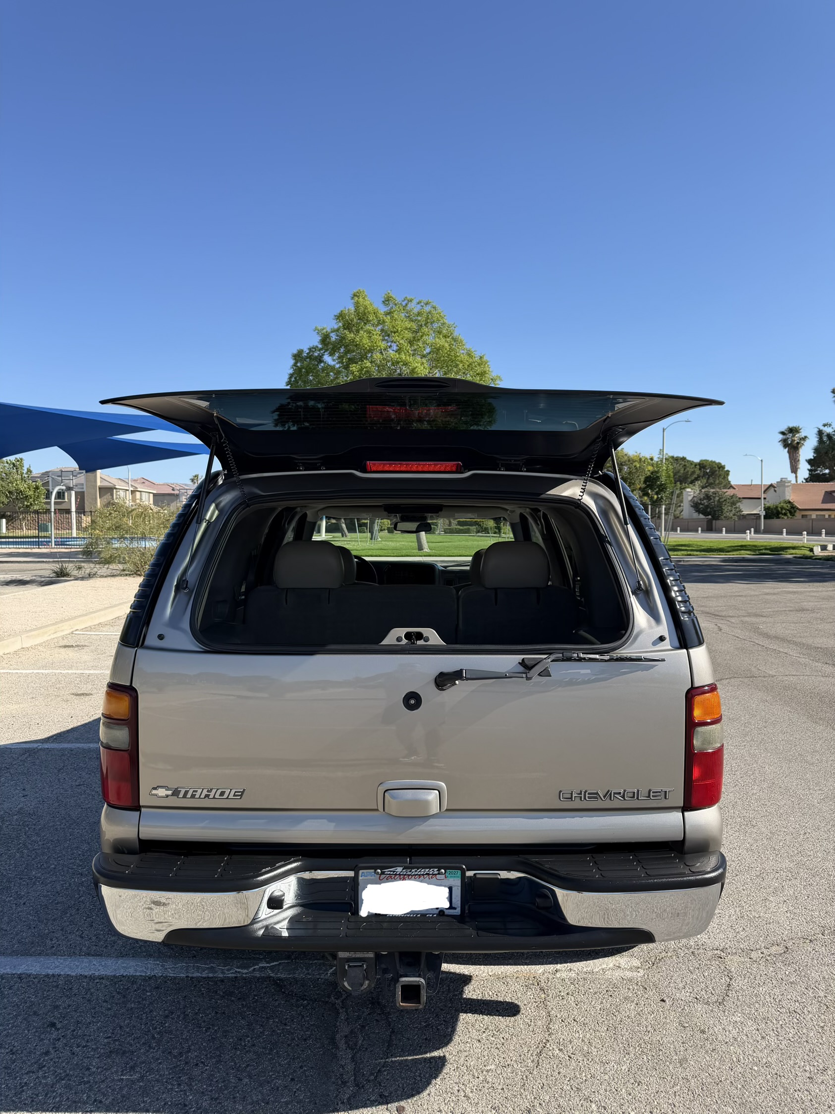 Used 2002 Chevrolet Tahoe LT RWD image 9