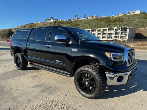 Used 2013 Toyota Tundra Platinum image 5