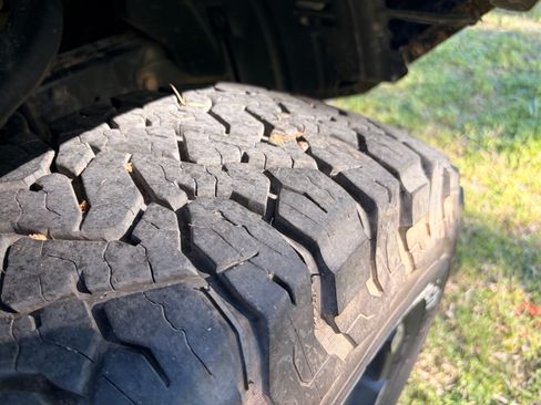 Used 2012 Toyota 4Runner SR5 w/ Convenience Pkg image 23