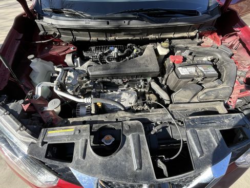 Used 2016 Nissan Rogue SV w/ SV Premium Package image 20