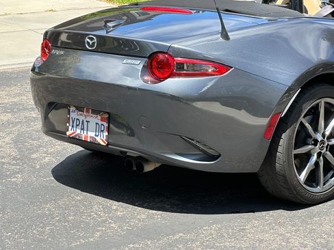 Used 2016 MAZDA MX-5 Miata Grand Touring RWD image 12