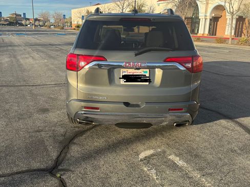 Used 2017 GMC Acadia Denali w/ Technology Package image 5