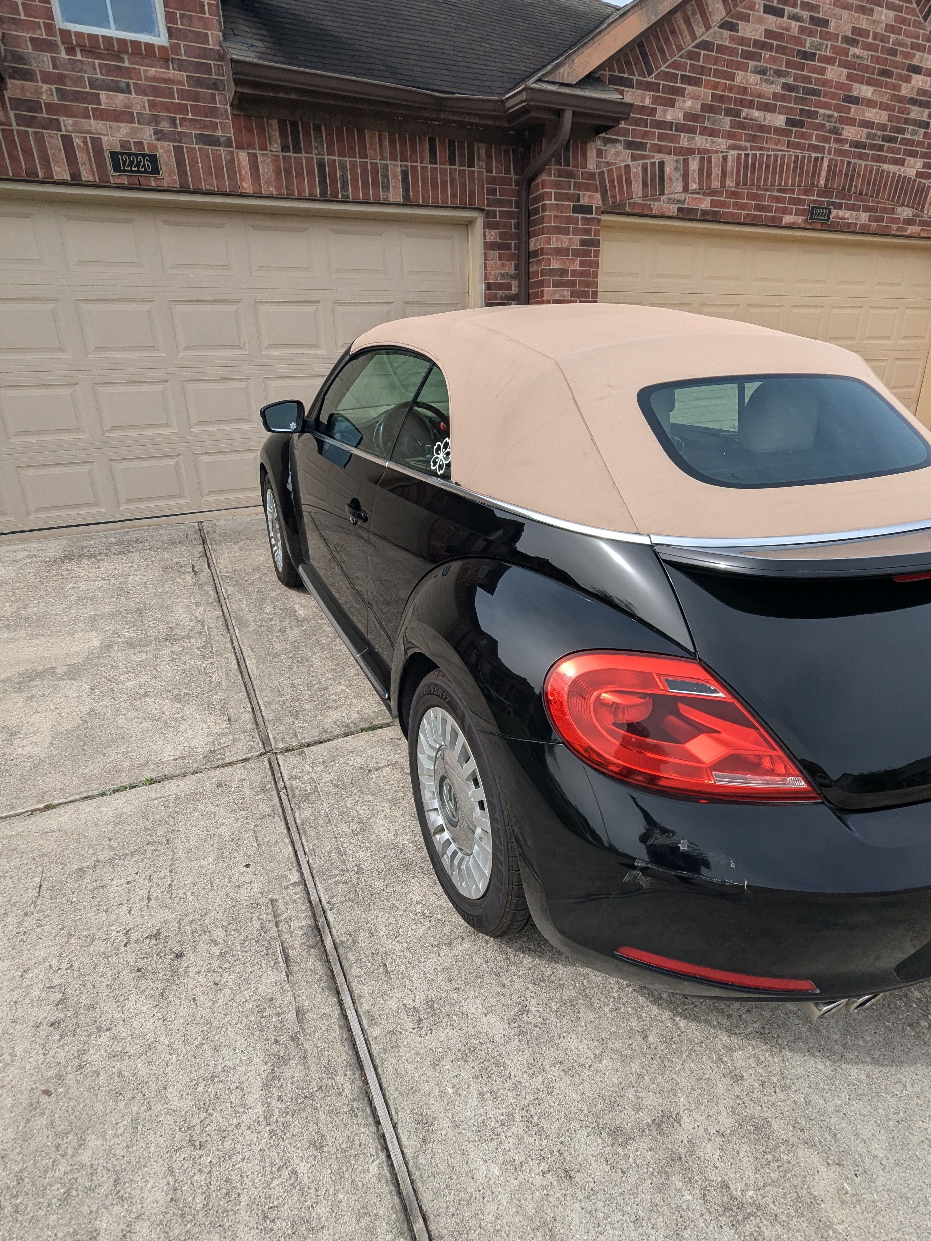 Used 2013 Volkswagen Beetle 2.5 FWD image 9