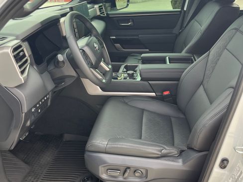 Used 2025 Toyota Tundra Limited w/ TRD Off-Road Package AWD/4WD image 14