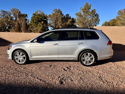 Used 2015 Volkswagen Golf TDI SE image 6