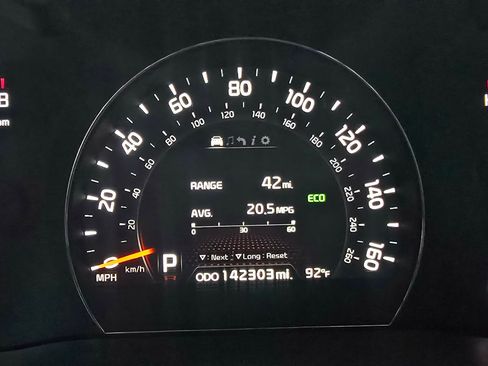 Used 2015 Kia Sorento SX image 17