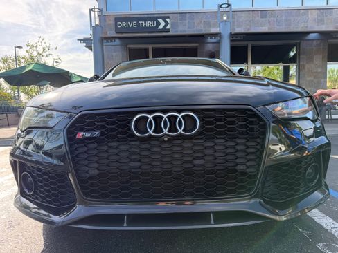 Used 2017 Audi RS 7 Performance w/ Driver Assistance Package image 2