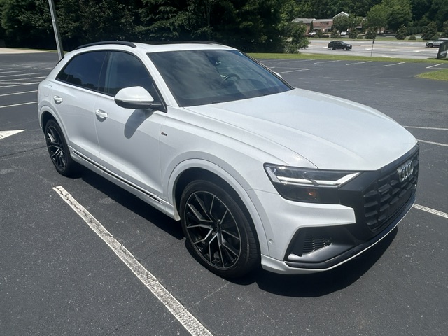 Used 2021 Audi Q8 Premium Plus AWD/4WD image 8