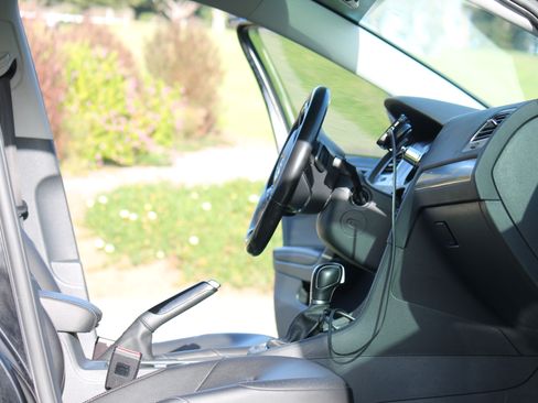 Used 2017 Volkswagen Golf Wolfsburg Edition image 20