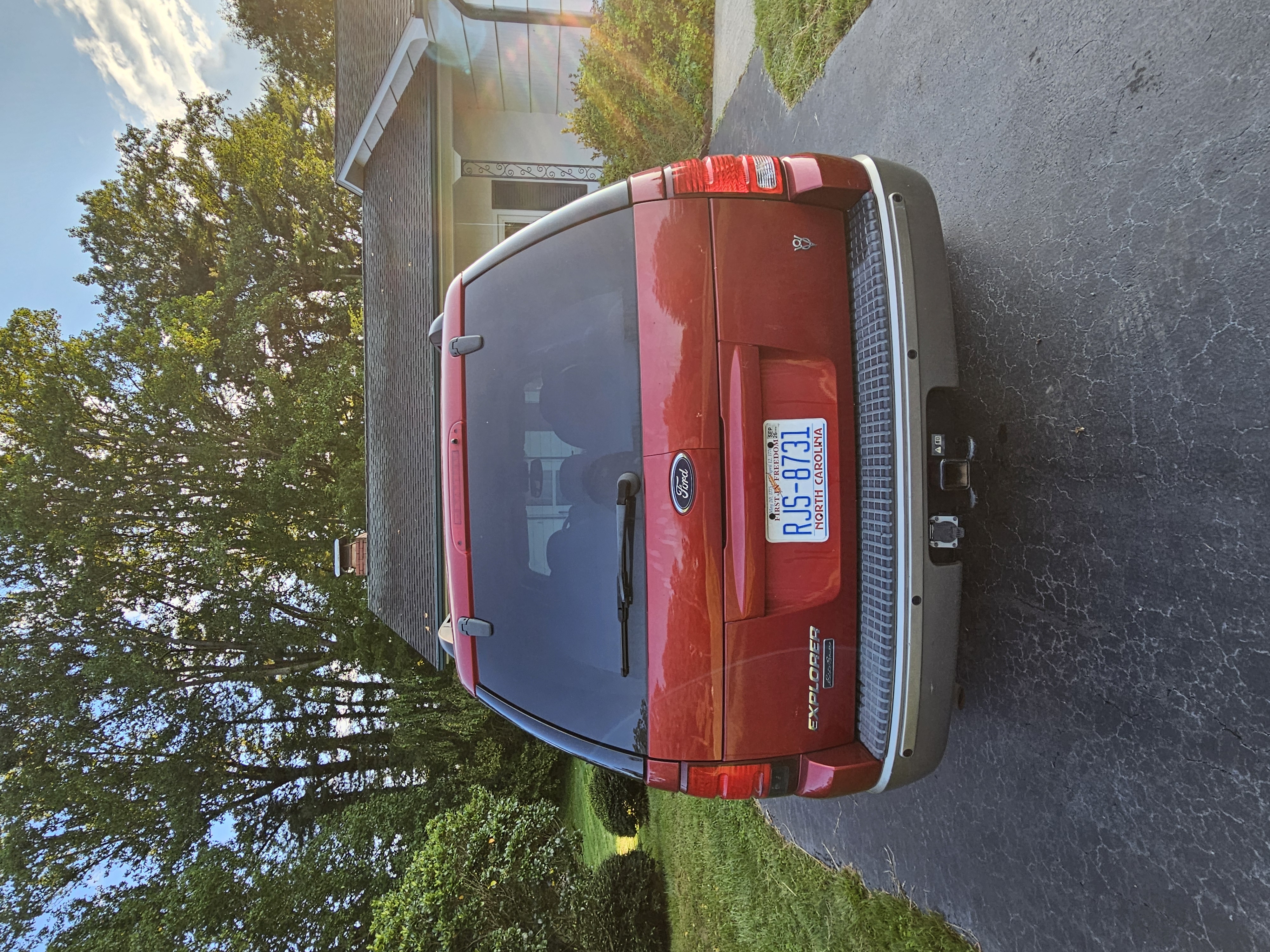 Used 2004 Ford Explorer Eddie Bauer RWD image 6