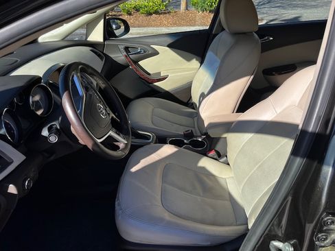 Used 2013 Buick Verano image 4