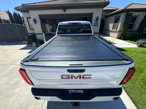 Used 2021 GMC Sierra 2500 Denali w/ Denali Ultimate Package AWD/4WD image 5