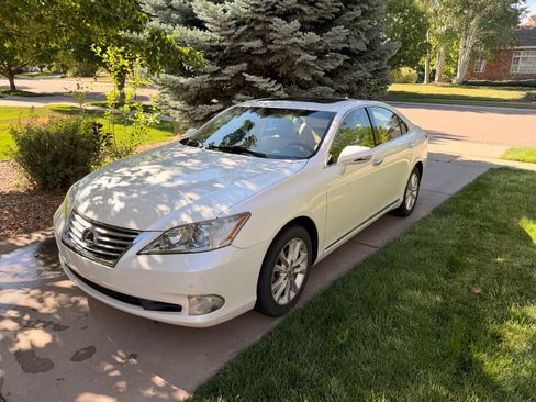 Used 2010 Lexus ES 350 FWD image 1
