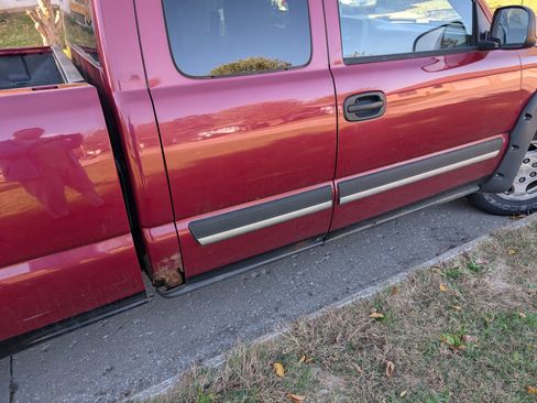 Used 2004 Chevrolet Silverado 1500 LS image 5