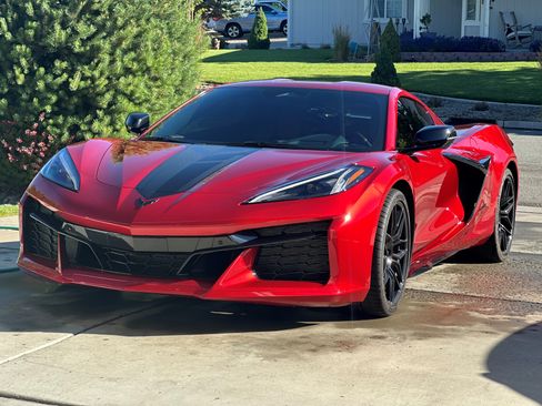 Used 2024 Chevrolet Corvette Z06 w/ Stealth Interior Trim Package image 8
