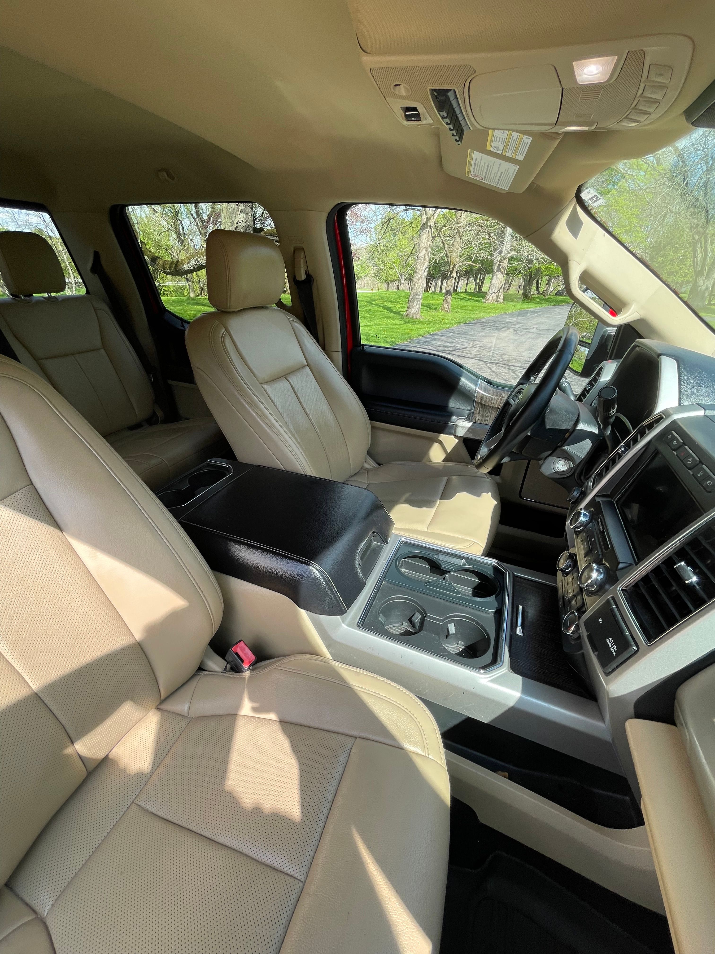 Used 2020 Ford F350 Lariat w/ Lariat Value Package AWD/4WD image 14