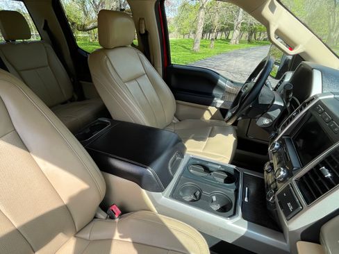 Used 2020 Ford F350 Lariat w/ Lariat Value Package AWD/4WD image 14