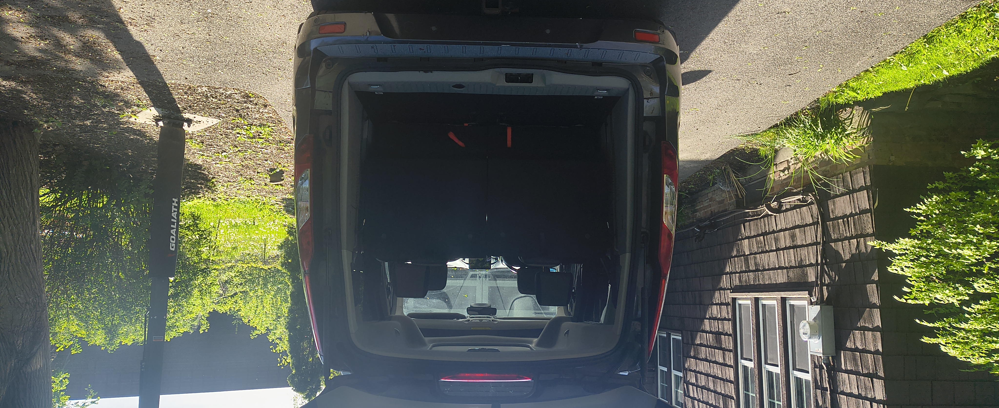 Used 2019 Ford Transit Connect Titanium w/ Titanium Premium Package FWD image 8