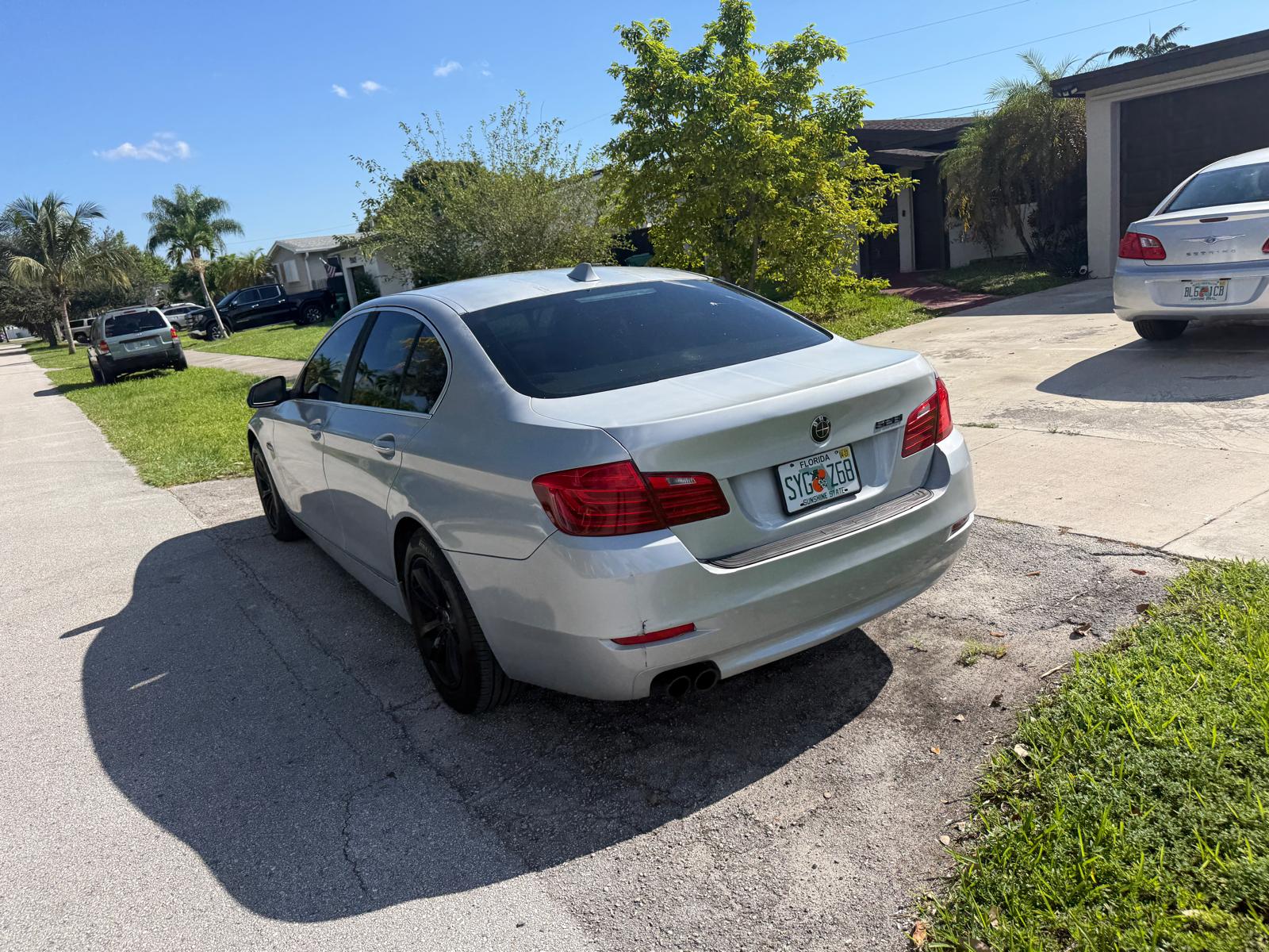 Used 2014 BMW 528i Sedan RWD image 4