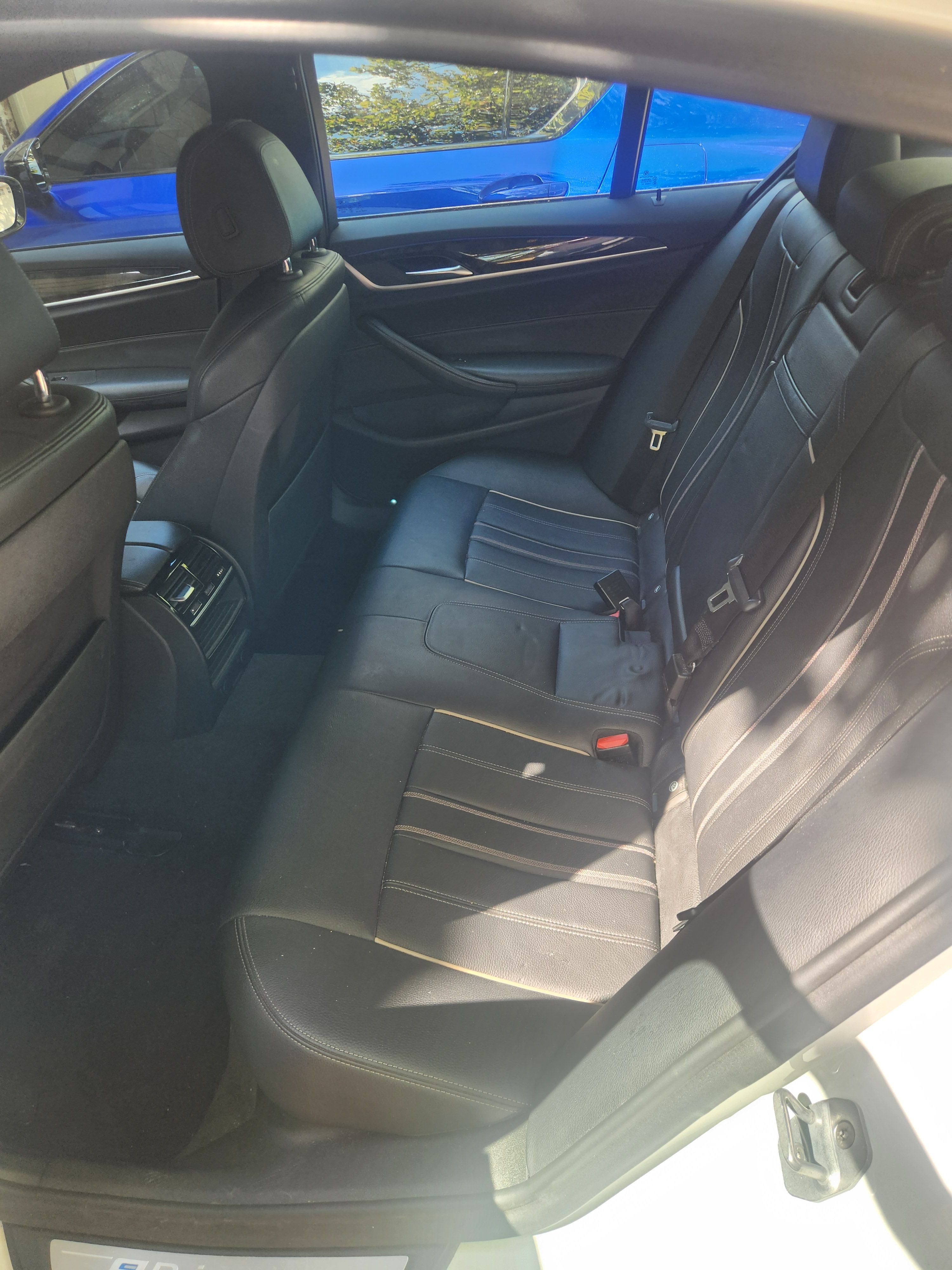 Used 2018 BMW 530e RWD image 12