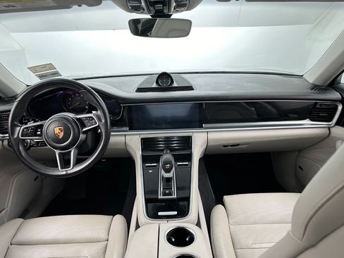 Used 2018 Porsche Panamera image 12
