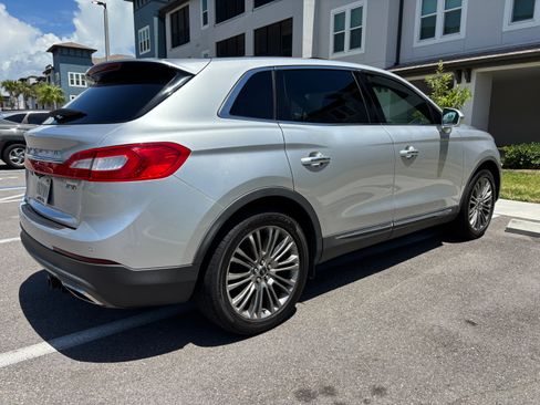 Used 2017 Lincoln MKX Reserve w/ Cargo Utility Package AWD/4WD image 6