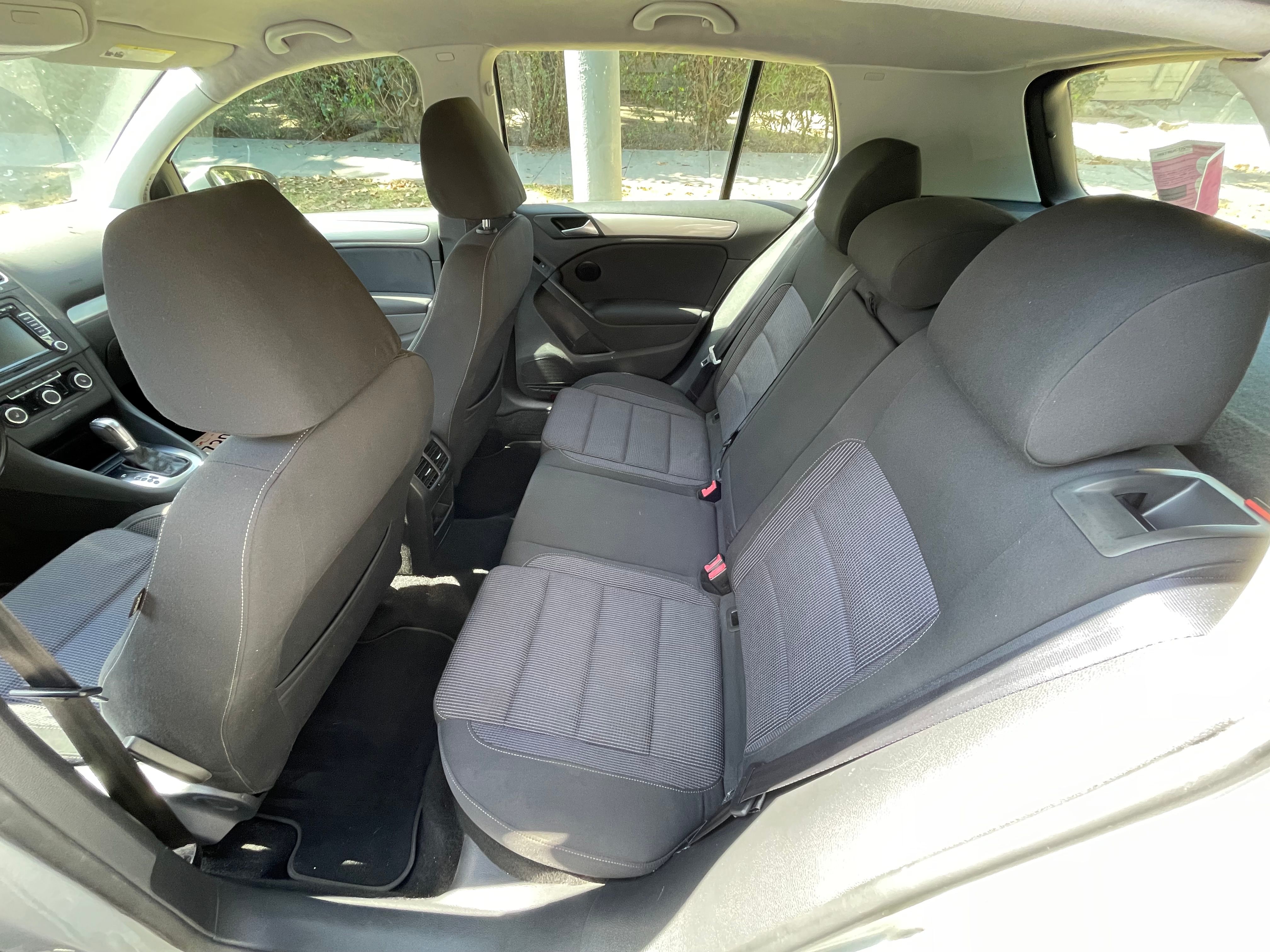 Used 2014 Volkswagen Golf TDI FWD image 11