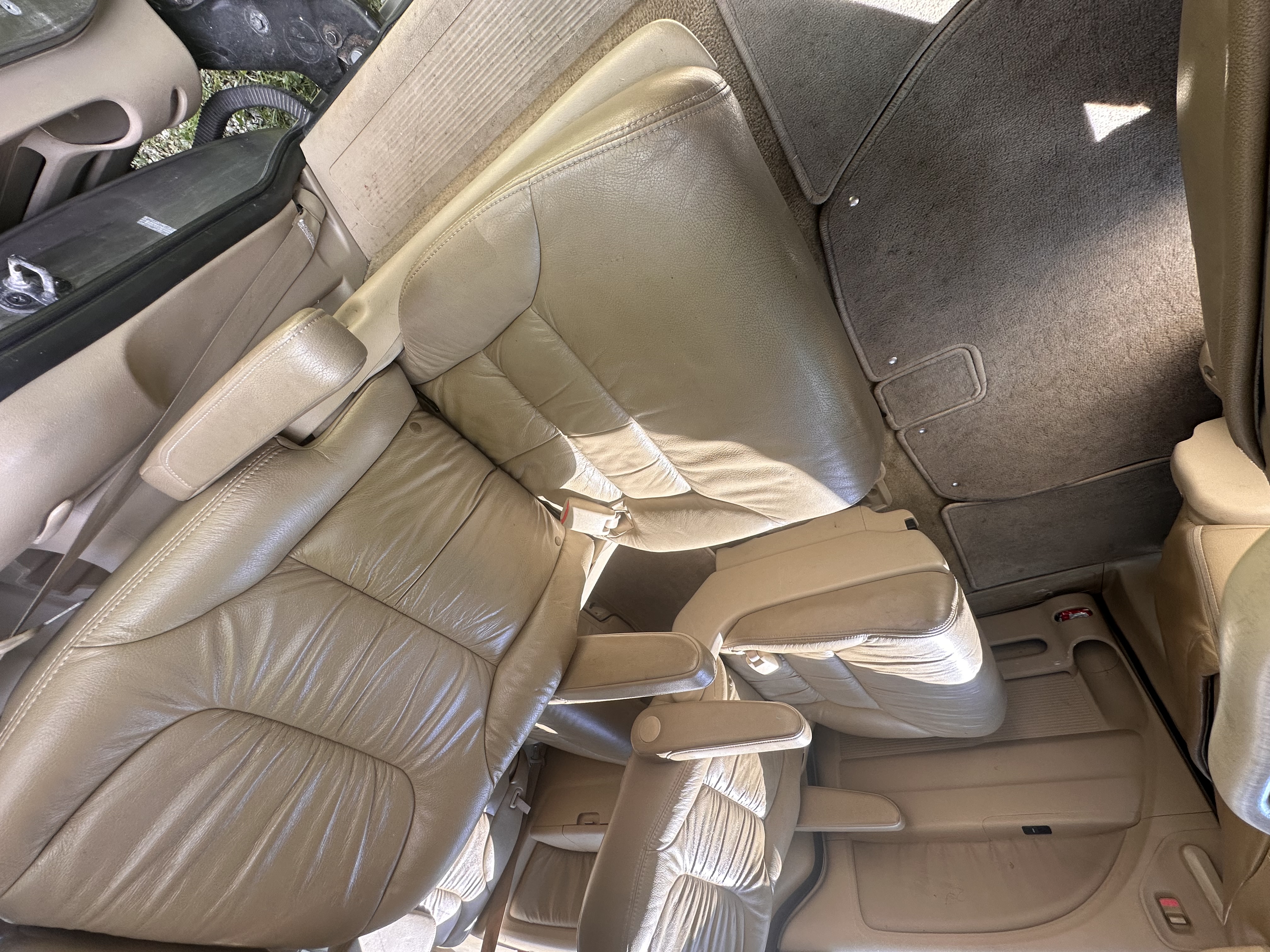 Used 2010 Honda Odyssey EX-L image 2