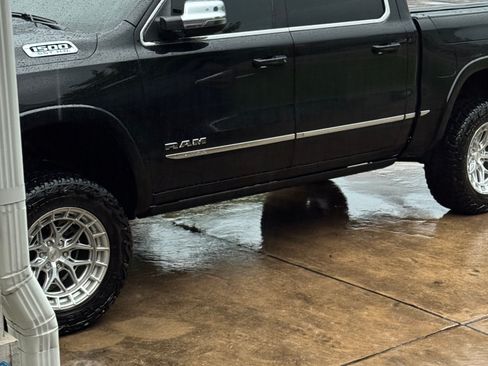 Used 2025 RAM 1500 Limited w/ Bed Utility Group AWD/4WD image 18