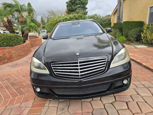 Used 2010 Mercedes-Benz S 550 image 5