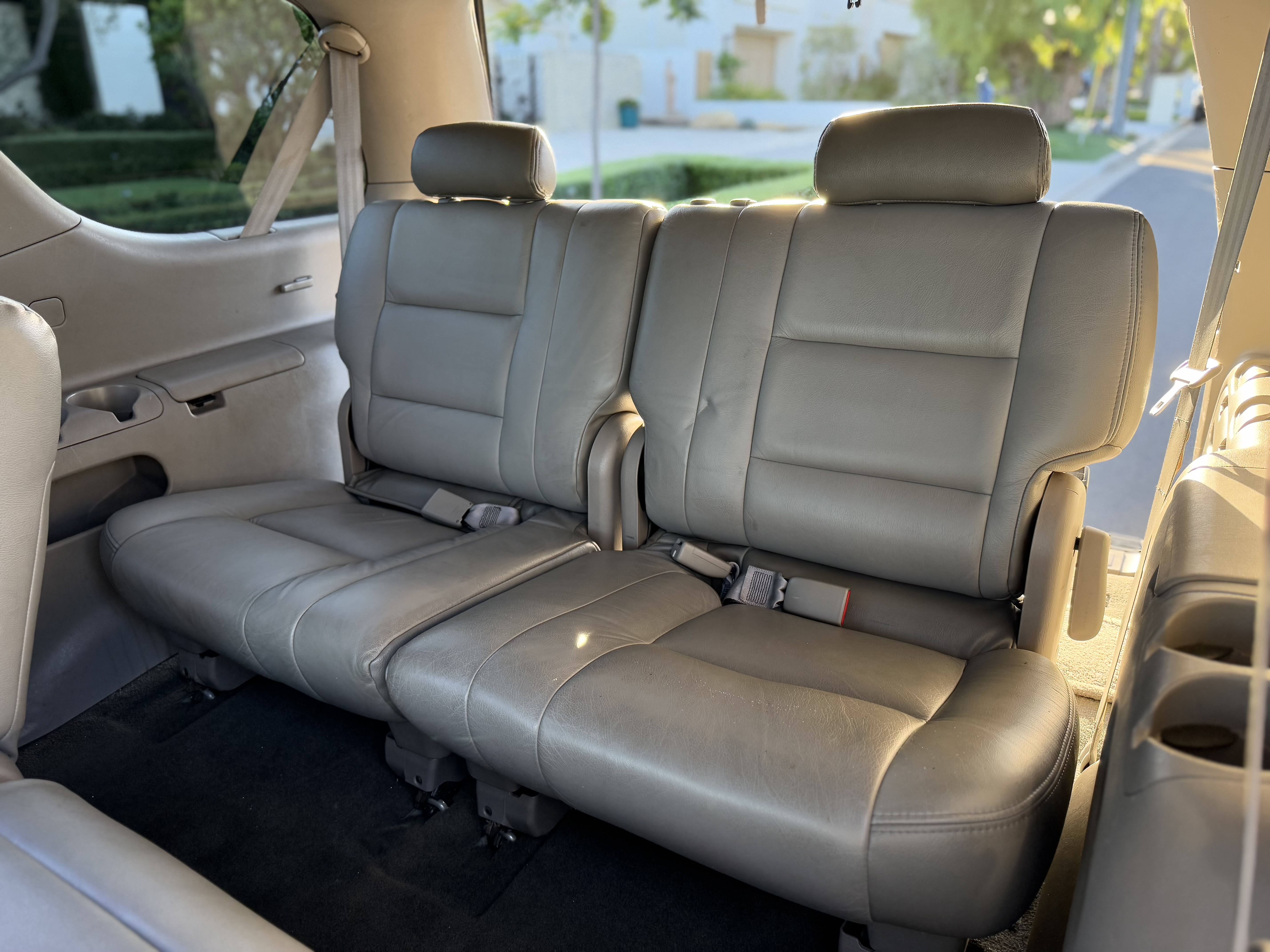 Used 2007 Toyota Sequoia SR5 w/ Towing Pkg RWD image 21