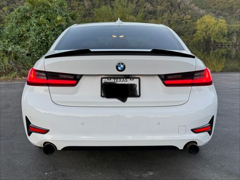 Used 2022 BMW 330i Sedan w/ Driving Assistance Package RWD image 8