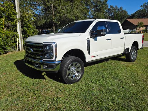 Used 2024 Ford F250 King Ranch w/ Chrome Package image 2