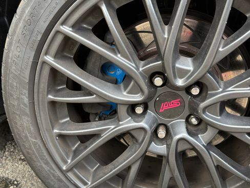 Used 2015 Subaru WRX AWD/4WD image 6