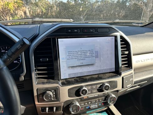 Used 2022 Ford F350 Lariat w/ Lariat Value Package image 7