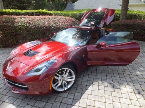 Used 2018 Chevrolet Corvette Stingray Coupe w/ 2LT Preferred Equipment Group RWD image 13