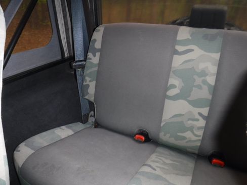 Used 2005 Jeep Wrangler X w/ Willys Edition Group image 14