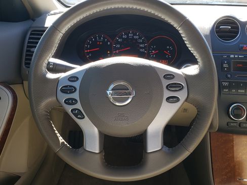 Used 2009 Nissan Altima 2.5 S w/ Premium Pkg image 9