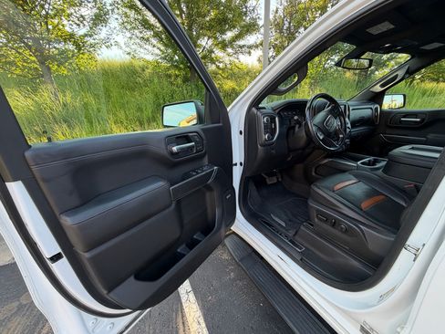 Used 2019 GMC Sierra 1500 AT4 w/ AT4 Premium Package AWD/4WD image 12