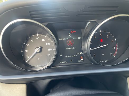 Used 2017 Land Rover Range Rover Sport SE image 14