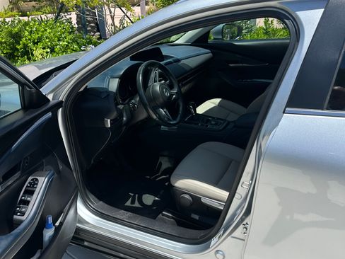 Used 2020 MAZDA CX-30 FWD w/ Select Package image 12