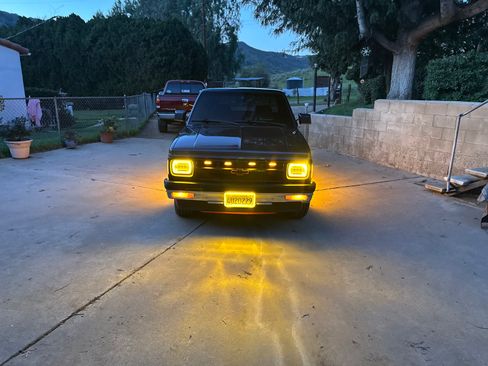 Used 1993 Chevrolet S10 Pickup Short Bed image 10