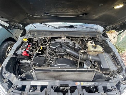 Used 2015 Ford F250 XLT w/ XLT Value Package image 22