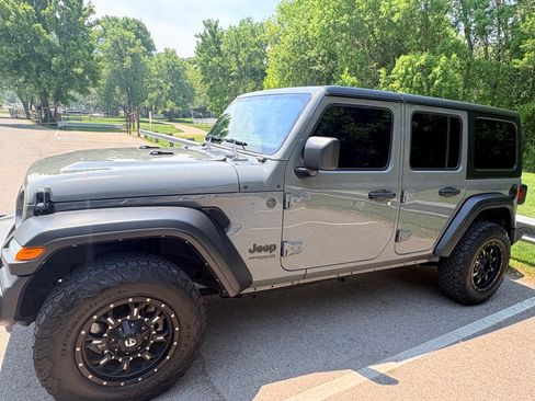 Used 2022 Jeep Wrangler Unlimited Sport AWD/4WD image 1